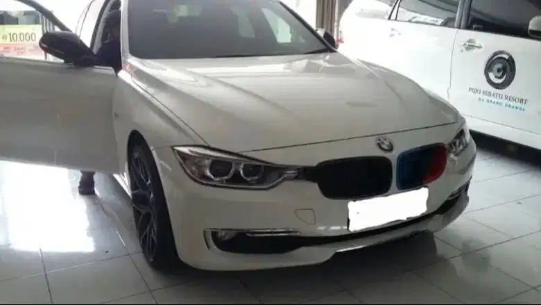 Bmw 328i putih kondisi istimewa