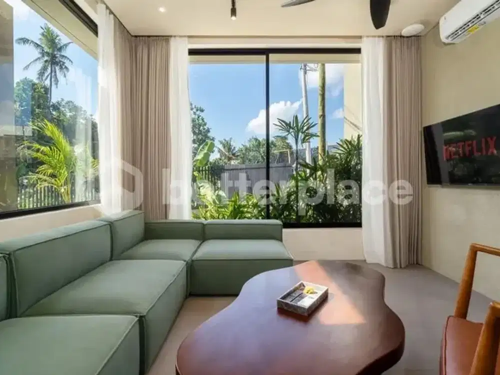 Brand New 3 Bedroom Luxury Villa in Tumbak Bayuh — Closed Living & Rooftop Pool