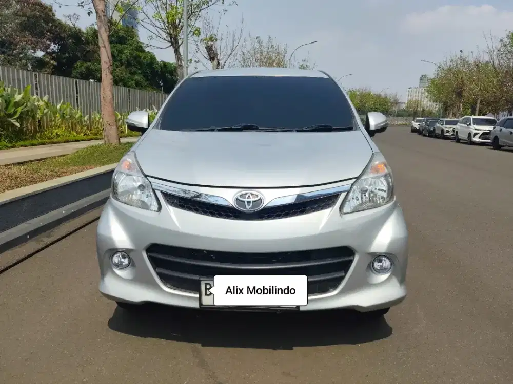 TOYOTA AVANZA VELOZ 1.5 Manual 2013