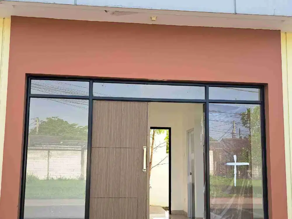 rumah usaha lokasi strategis