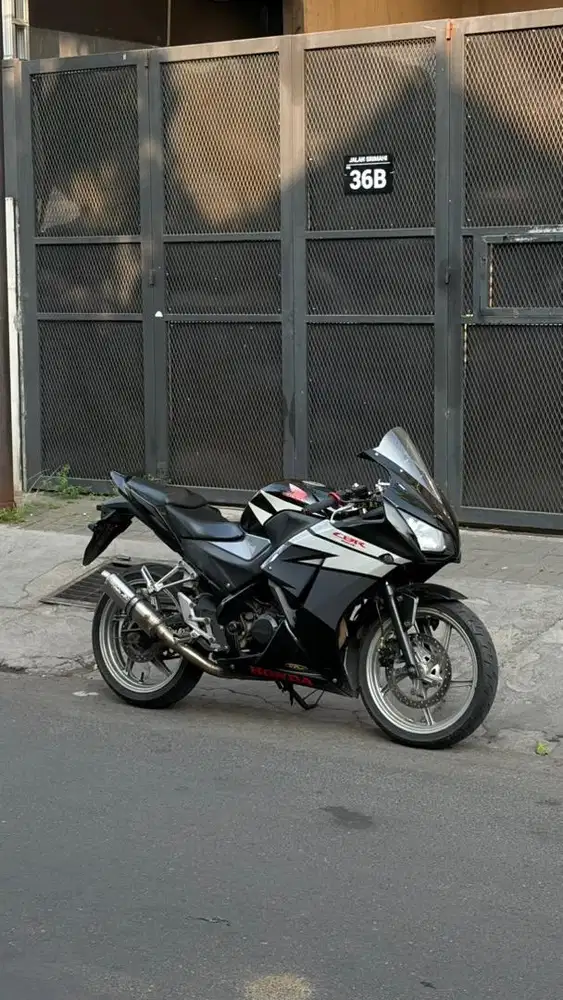 CBR150R K45A 2015
