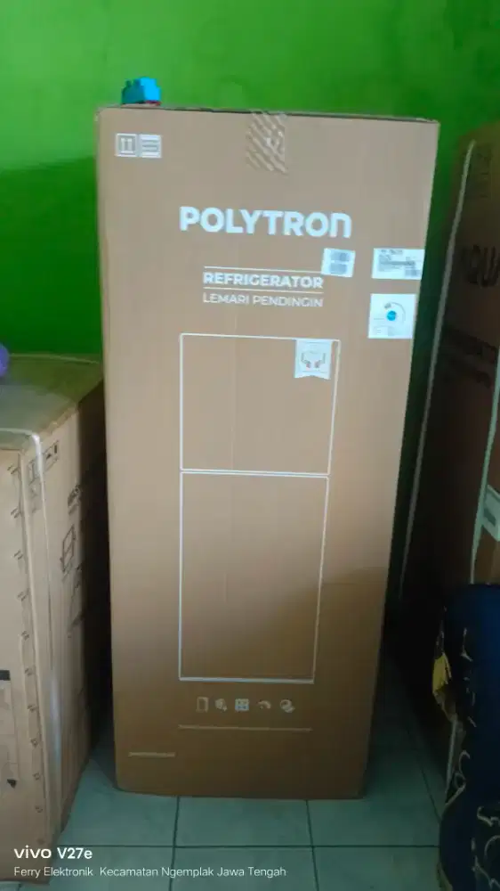 Kulkas Polytron 2 pintu