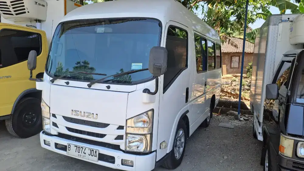 Isuzu ELF Short 2022