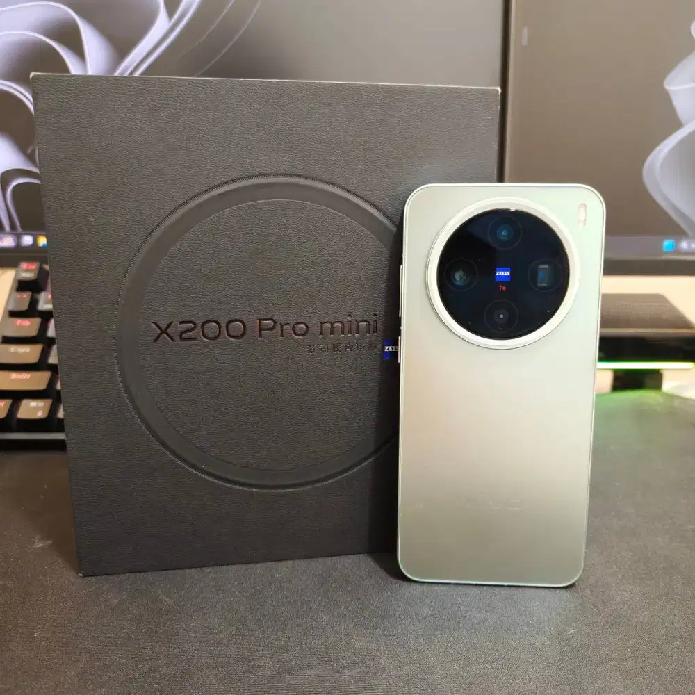 Vivo X200 Pro Mini 12/256 GB - second fullset invoice bea cukai NETT
