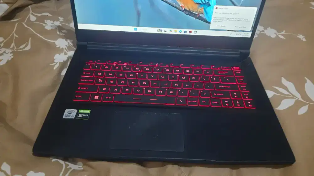 Msi GF 63 Core i5 10500H, ram 8gb , GTX 1650,SSD 512