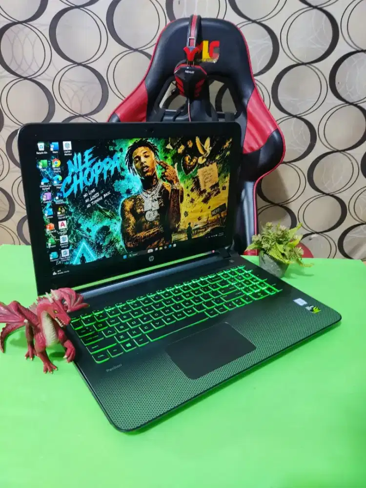 Laptop Gaming HP i7 RAM 16GB SSD+HDD Baterai 100% Aman