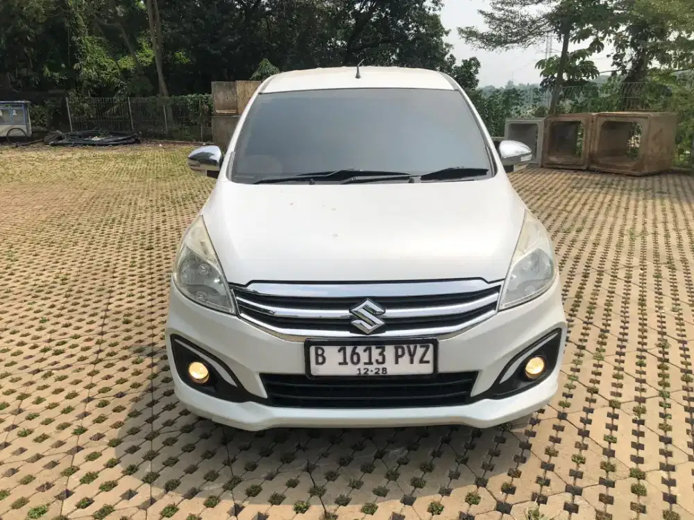 Dp 9 juta. Ertiga GX AT 2016