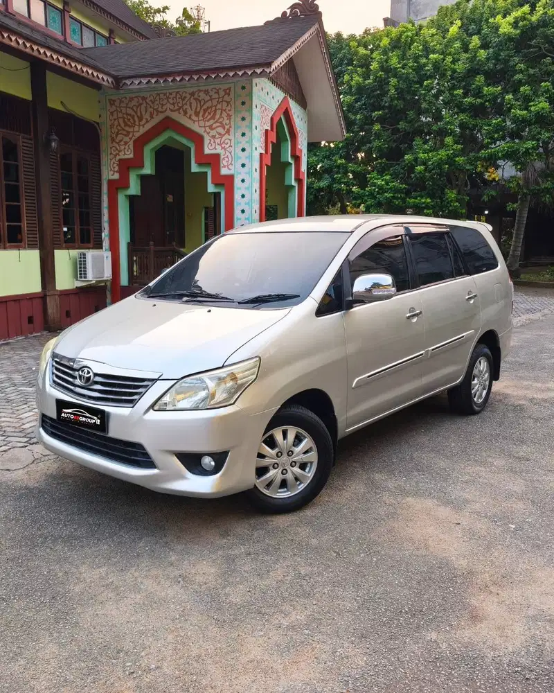 TOYOTA INNOVA TIPE G (SILVER) 2.0 MATIC (2011)