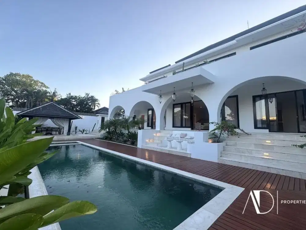 FREEHOLD OR LEASEHOLD | MODERN MEDITERRANEAN VILLA IN BERAWA, CANGGU