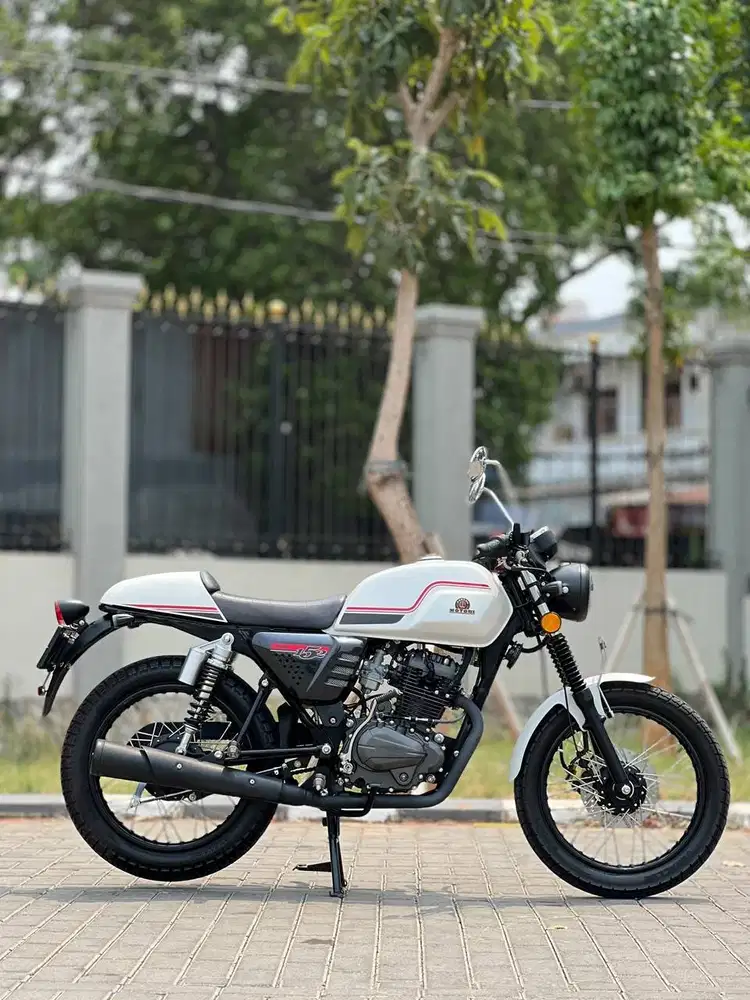 BENELLI MOTOBI 152 2025 PUTIH KM 700 PERAK PAJAK PANJANG LIKE NEW