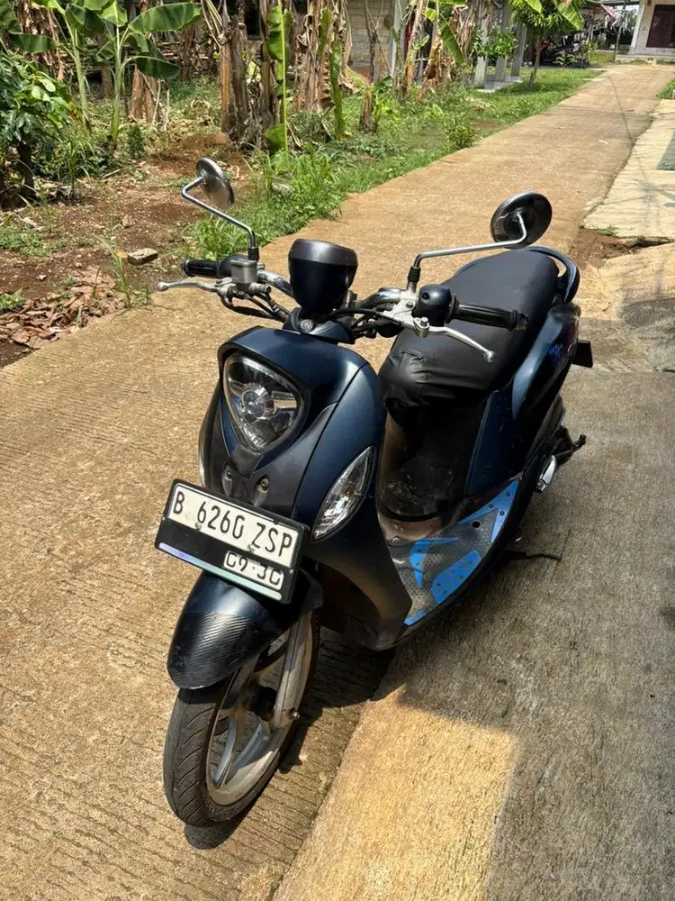 Dijual Motor Fino 2018 Yamaha Warna Grey