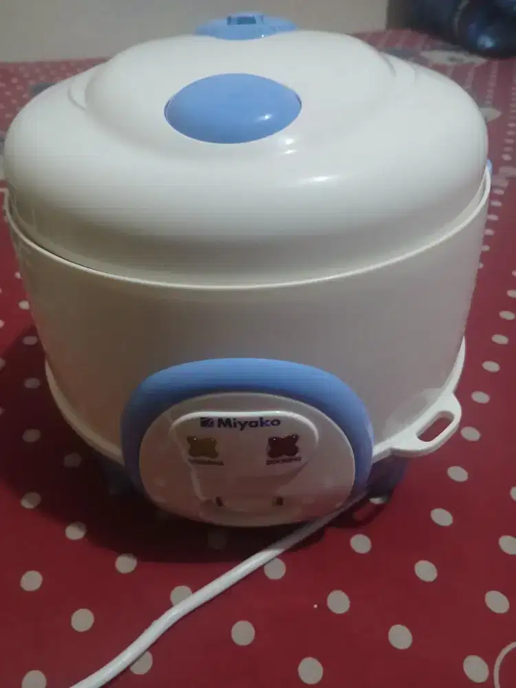 Rice Cooker Miyako 0.6 L