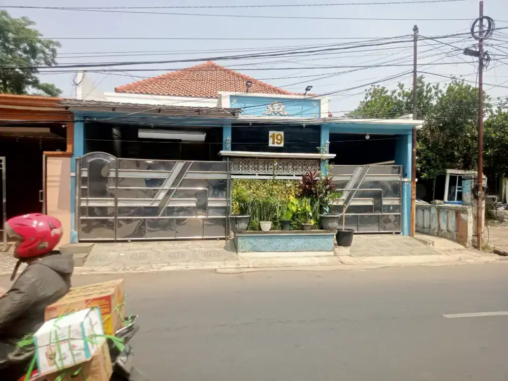 Dijual Rumah Pribadi Pinggir Jalan Propinsi