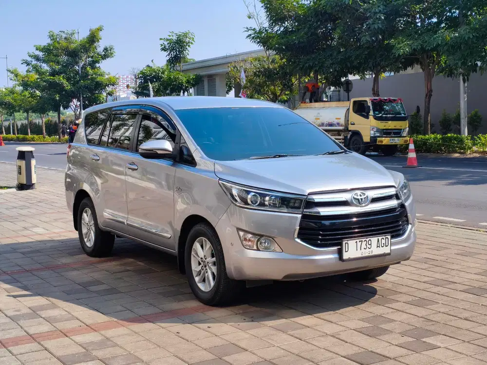Innova Reborn V Matic 2017 Silver Dp 8Jt