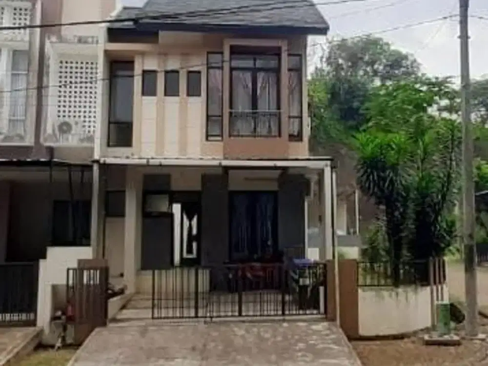 Dijual Rumah Hook dengan Paviliun Terpisah Dekat Pemkot Tangsel & Akses Tol di Cendana Residence