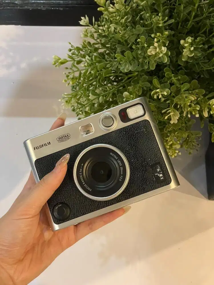 Jual Fujifilm Camera Instax Mini EVO Kamera Instan