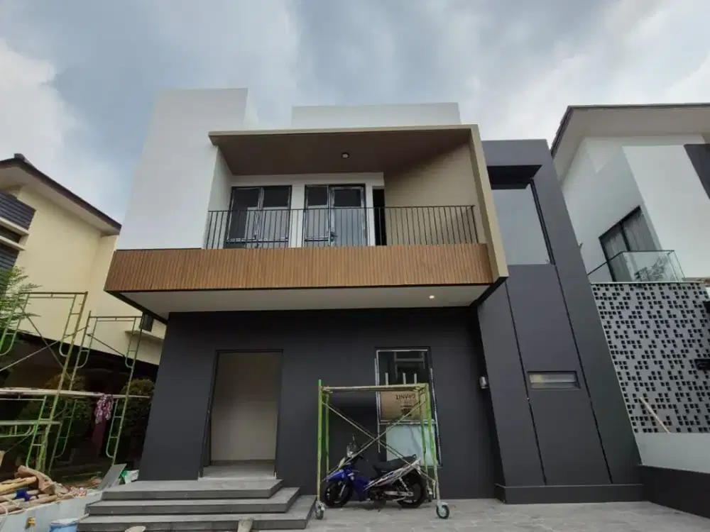 DIJUAL RUMAH POSISI BAGUS HOEK BANCI THE ICON COSMO BSD
