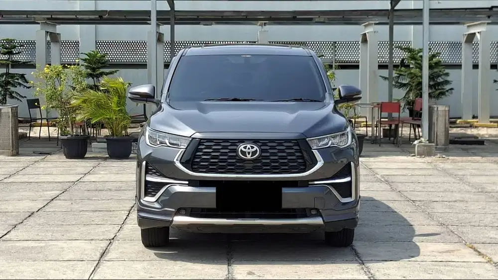 Toyota Innova Zenix V Hybrid 2023