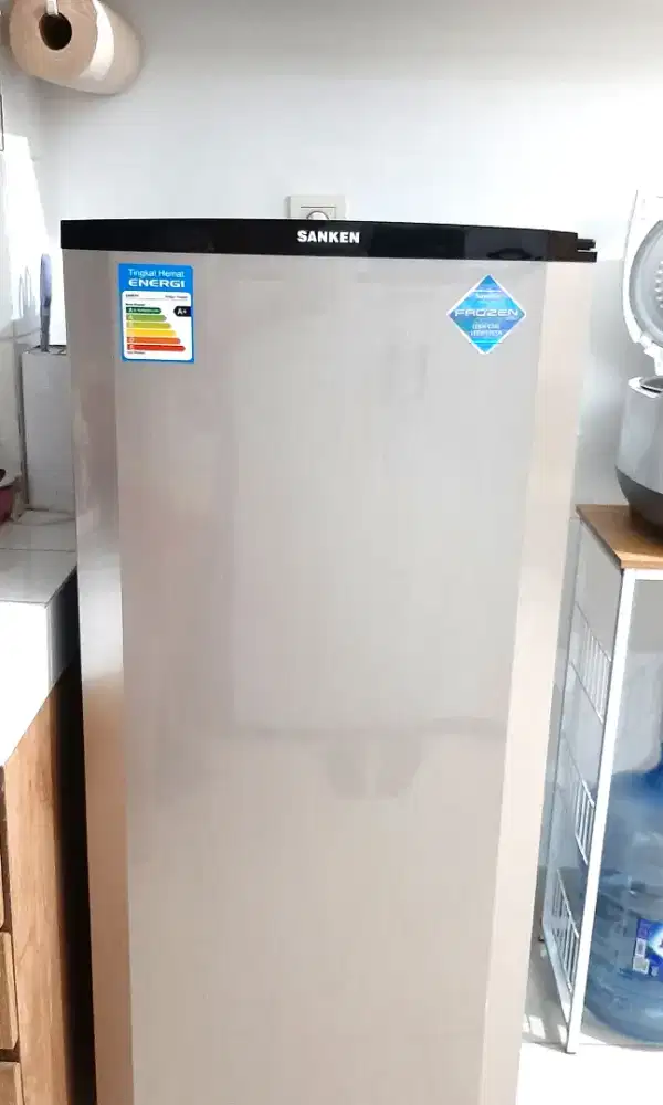 Dijual cepat Kulkas 1 Pintu Sanken