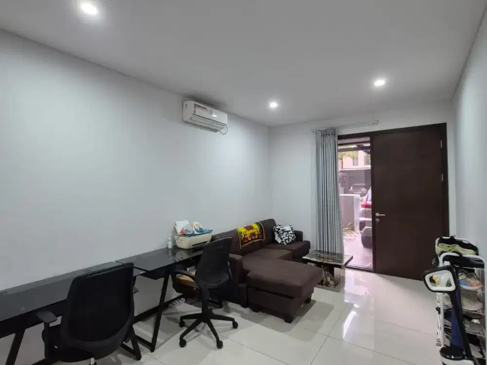 DIJUAL RUMAH FULL FURNISHED ZORA KIMORA BSD