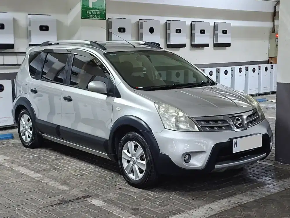 Nissan Livina XGear 2013