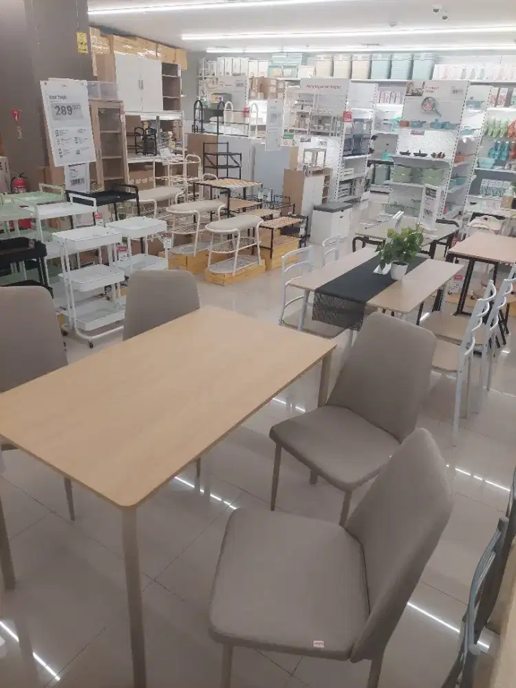Moritz Dining Set Table