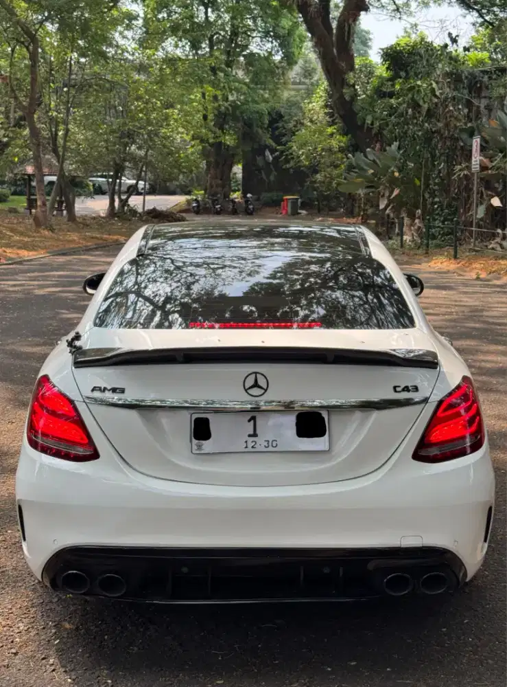 MURAH CASH. Mercedes Benz C43 AMG 2018 M3 2017 cls63 m2