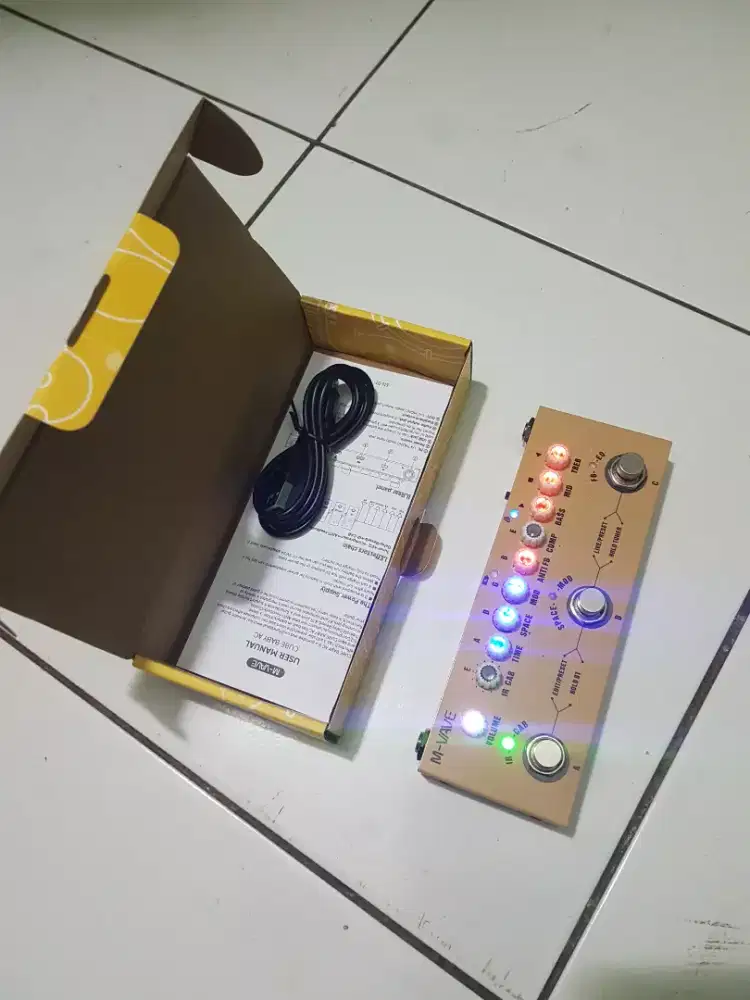 Efek gitar akustik  cube baby