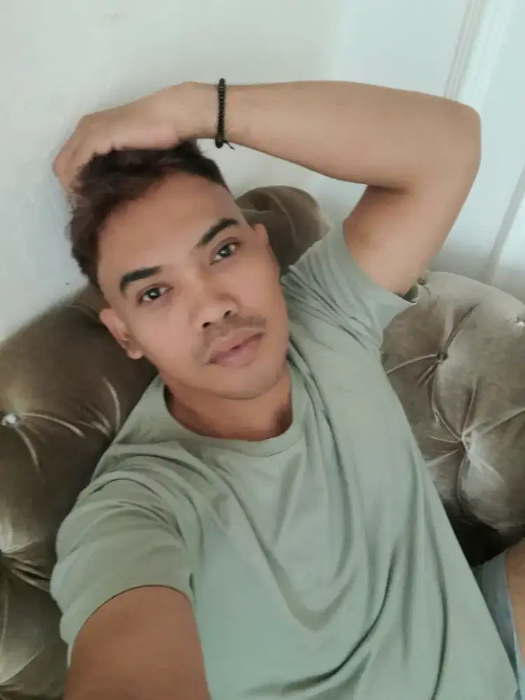 Mencari kerja apa saja
