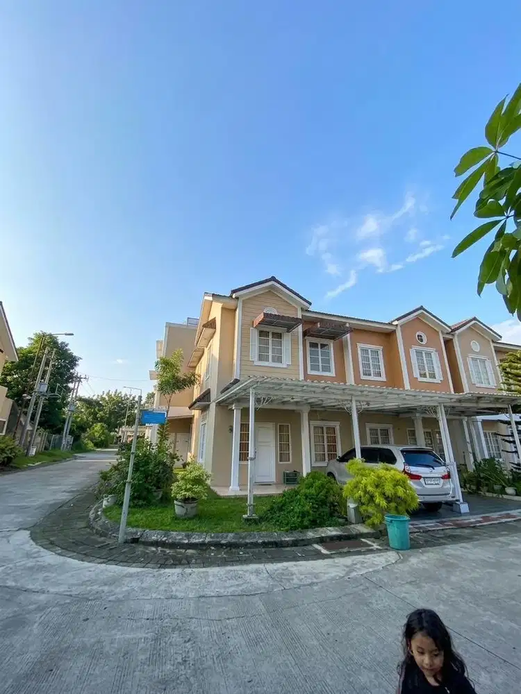 Dijual Rumah Hook Rotterdam Luas Siap Huni Posisi Sudut Nego
