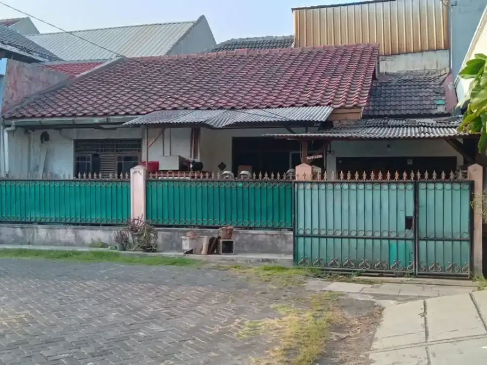 Rumah di Harapan Indah 1 Bekasi, LT 121 m² LB 110 m², 2 KT, SHM, Harga 875 Juta Nego