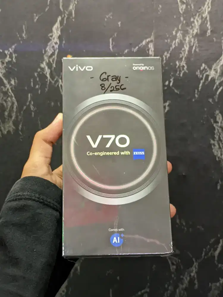 Vivo V70 5G 8/256 new garansi resmi 1 tahun