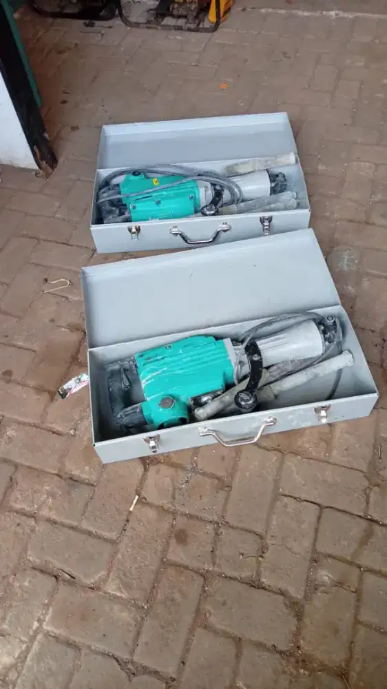 Jackhammer baby roller 2ton stemper kuda