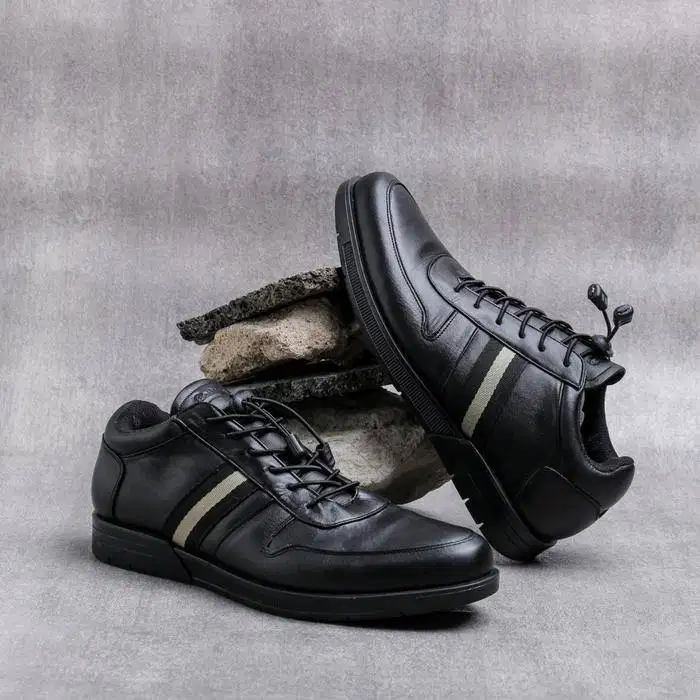 Sepatu Kulit Pria Casual Formal