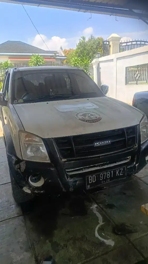 jual mobil Isuzu