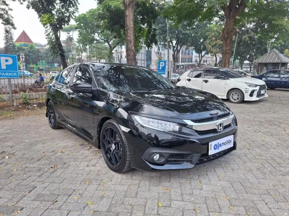 DP MURAH Honda Civic 1.5 Turbo Bensin-AT 2017 Hitam C5XBB