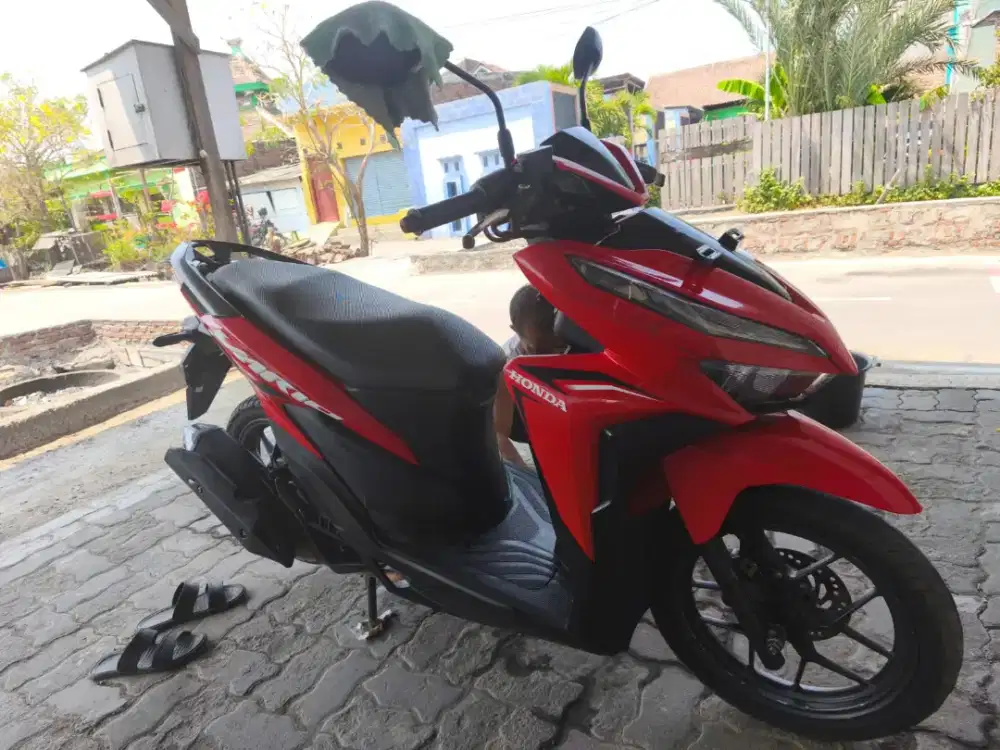Vario 125 2021 pajak hidup komplit 17.5jt negoo