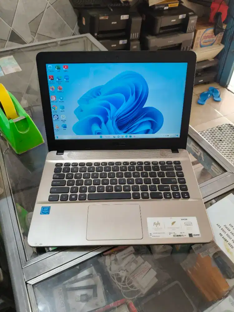 Asus X441M, RAM 4GB, SSD 128GB, garansi