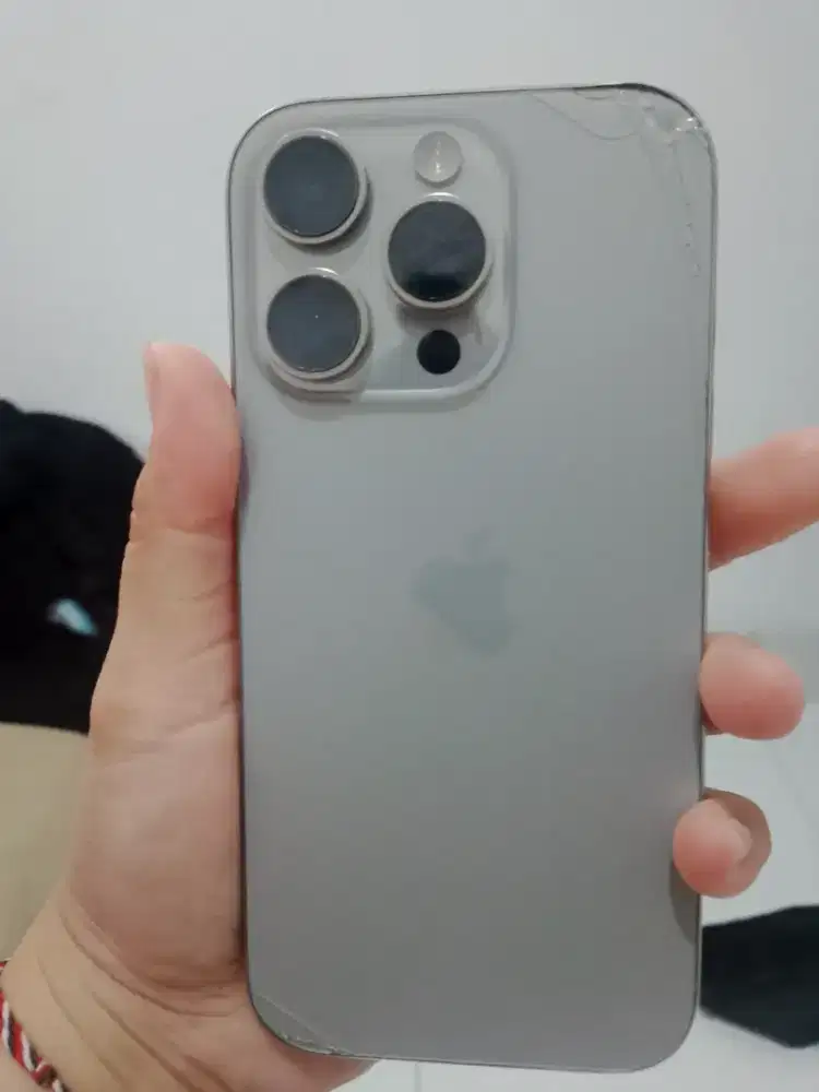 iPhone 16 pro 128ibox
