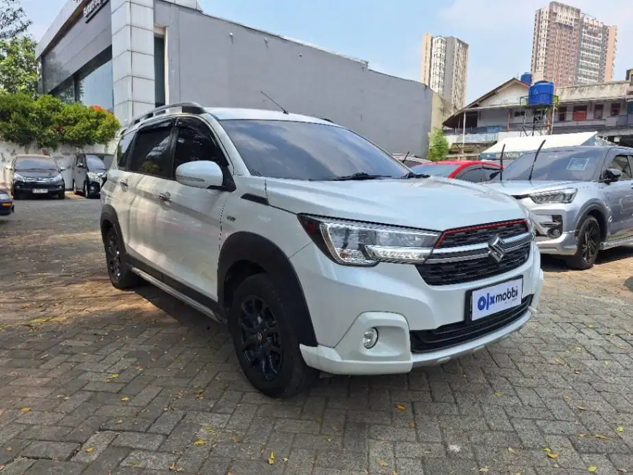DP MURAH Suzuki XL7 1.5 Beta Bensin-AT 2021 Putih CHFGB