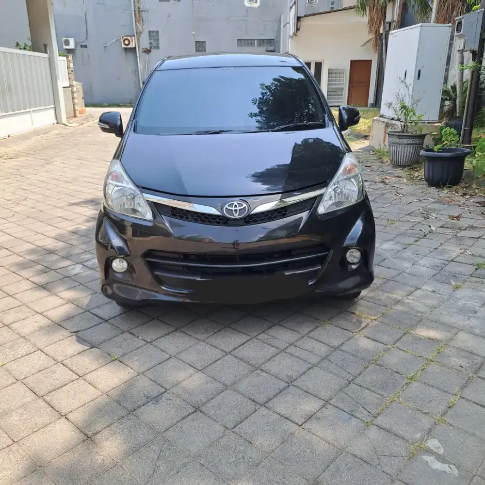 Toyota Avanza 1.5 Veloz AT 2012
