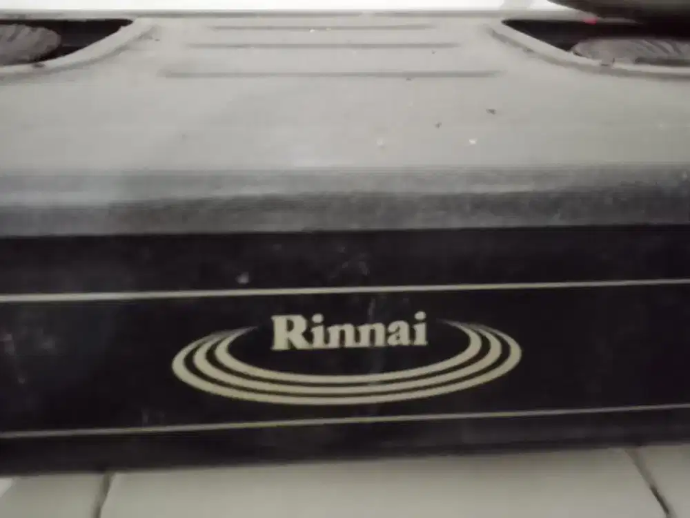 Jual  kompor gas 2  tungku merk  Rinnai sekond kondisi masih bagus