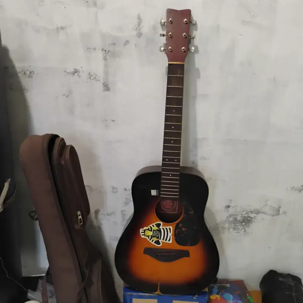 Gitar Akustik Yamaha JR2 3/4 Travel