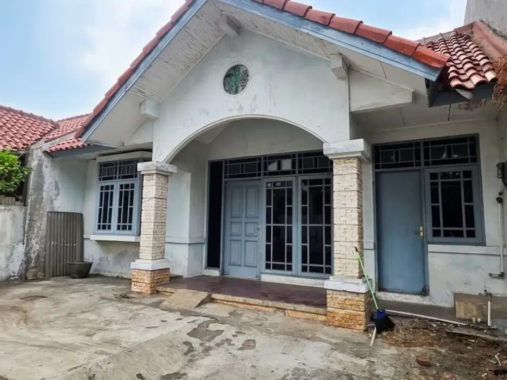 Dijual Rumah di JL. Palem Putri - Palem Semi Tangerang