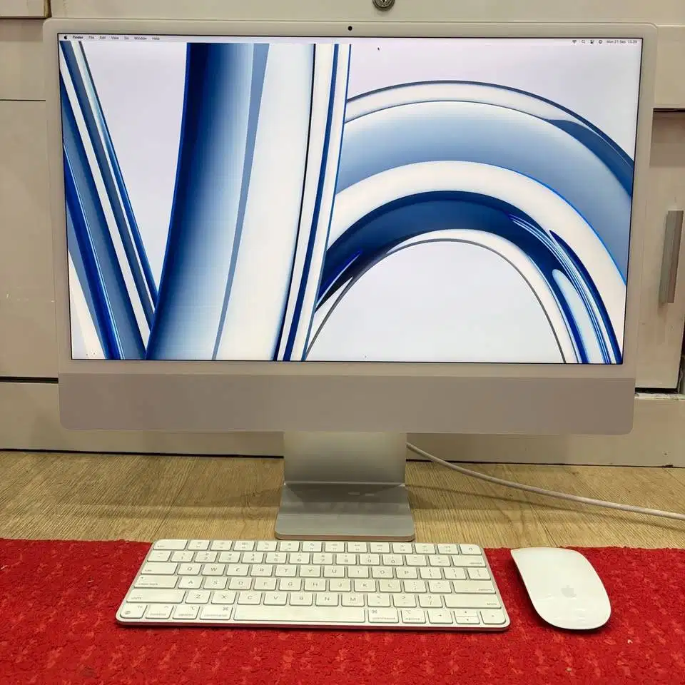 iMac 24 inch Retina 4.5K, 2021 M1 8GB/256GB 2 ports Silver