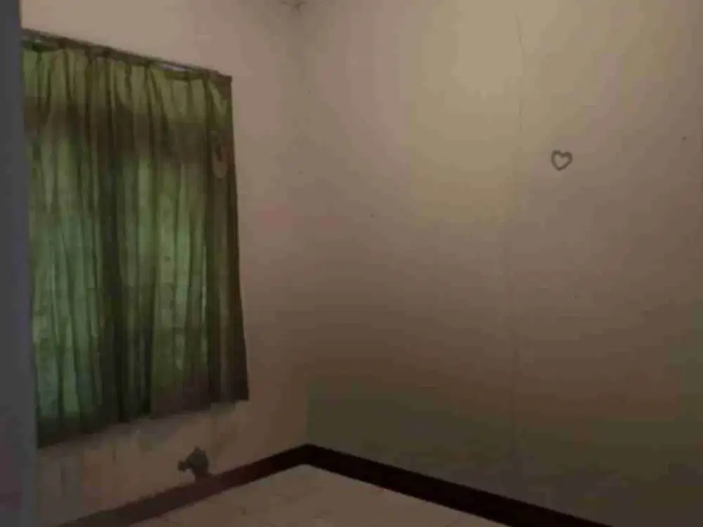 dijual rumah di taman Kopo indah 2