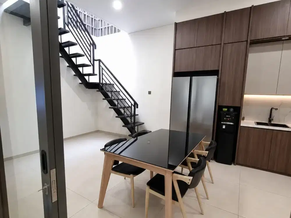 RUMAH IDAMAN MINIMALIS MODERN 2 LANTAI LINGKUNGAN STRATEGIS SIAP HUNI DI TAMAN KOPO INDAH 5 TKI5 BANDUNG