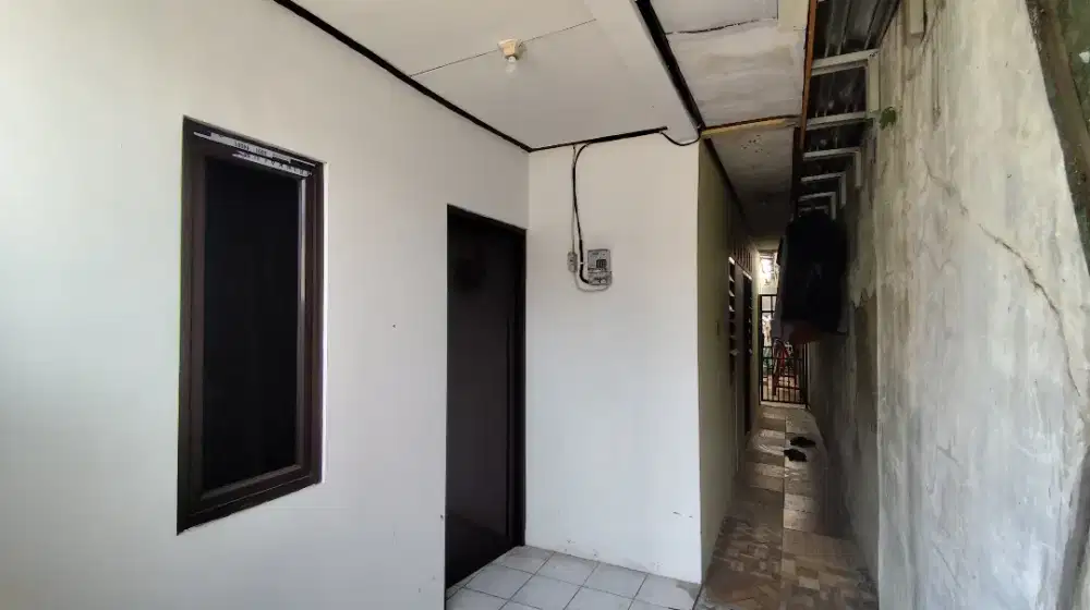 KONTRAKAN MAMA AJENG