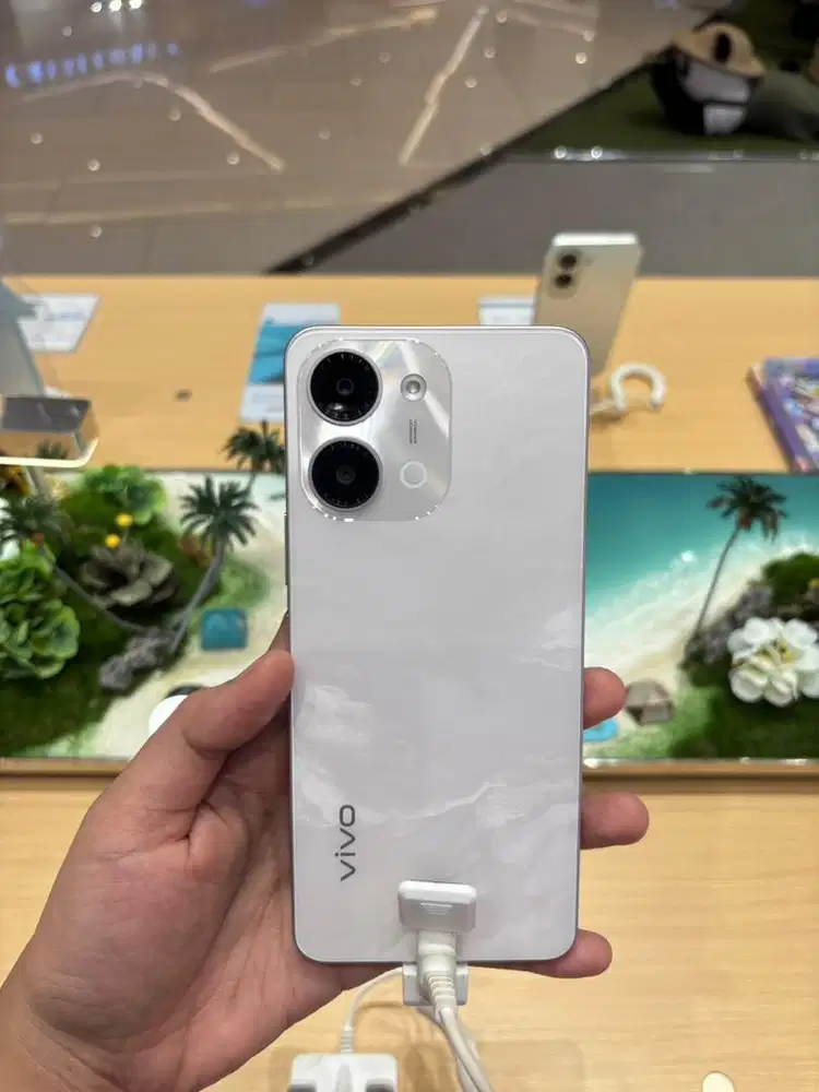 VIVO Y11D 8/128 putih dan hitam