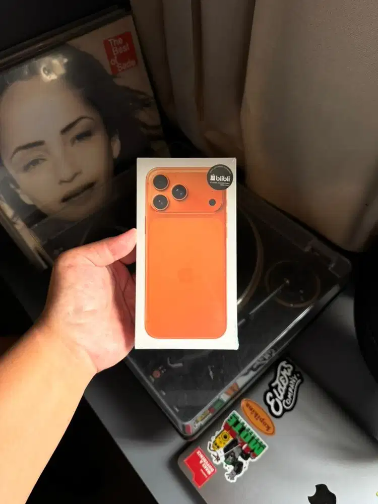 iphone 17PROMAX 256gb orange bnib